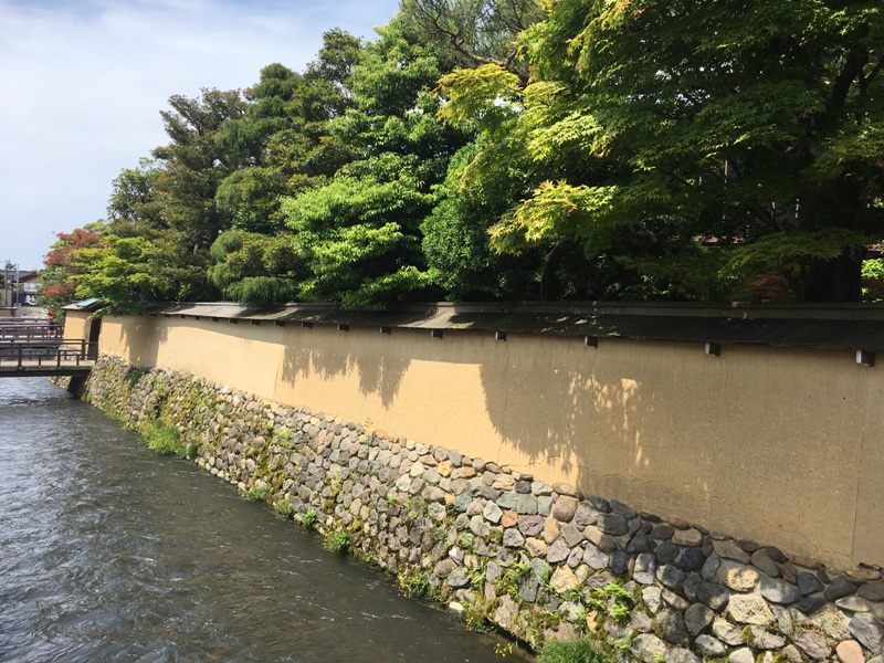 anno a szamuráj házakat vizes árokkal vették körül védelemként<br />the samurai houses used to be surrounded by water for protection