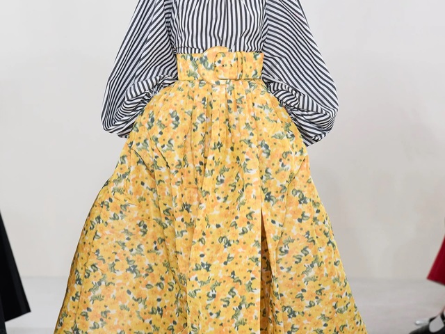 Carolina Herrera romantikus eleganciája