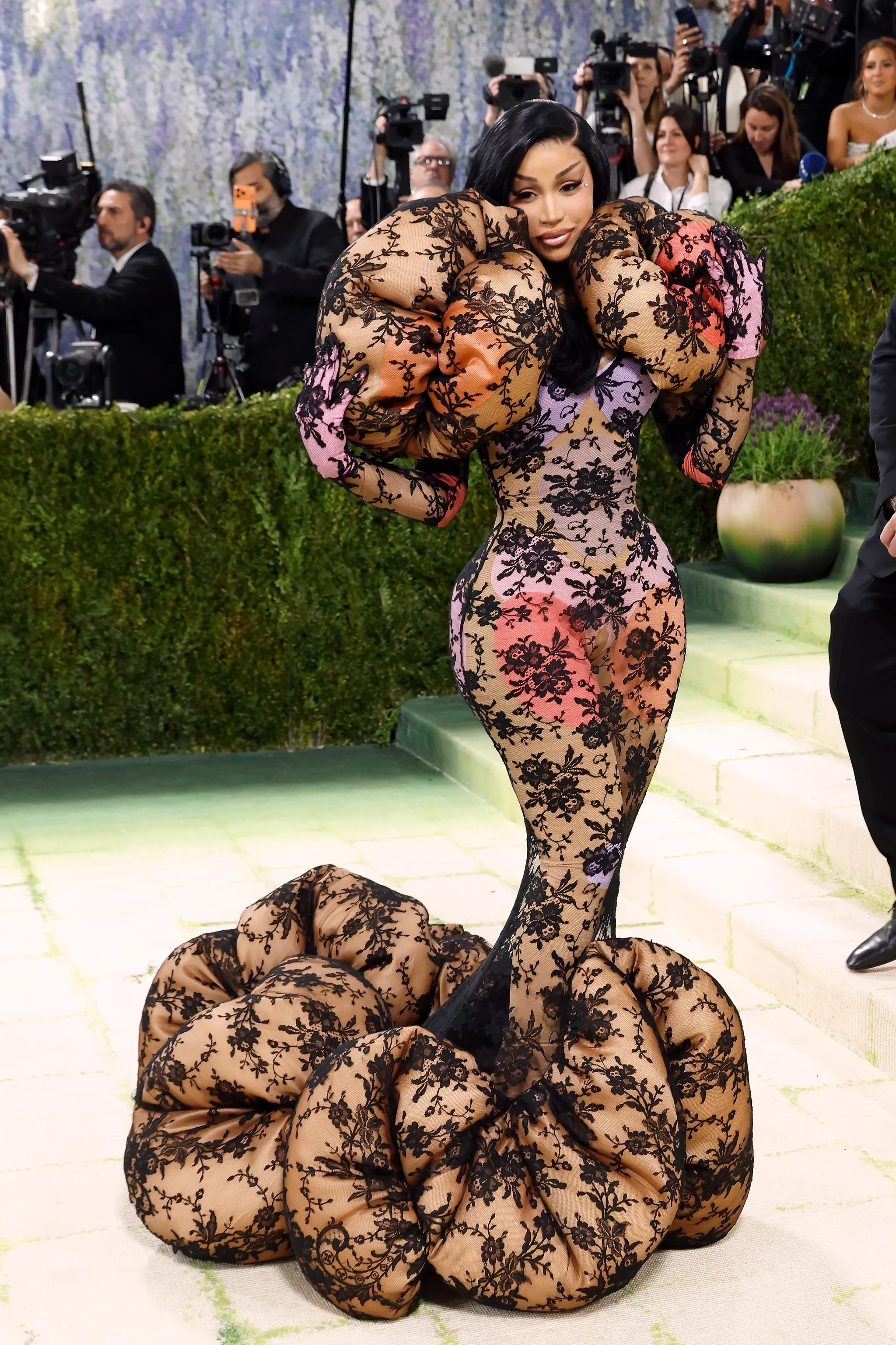 cardi_b_in_marc_jacobs.webp