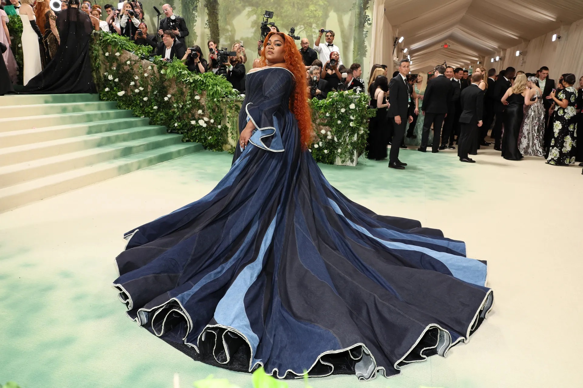 da_vine_joy_randolph_in_zac_posen.jpg