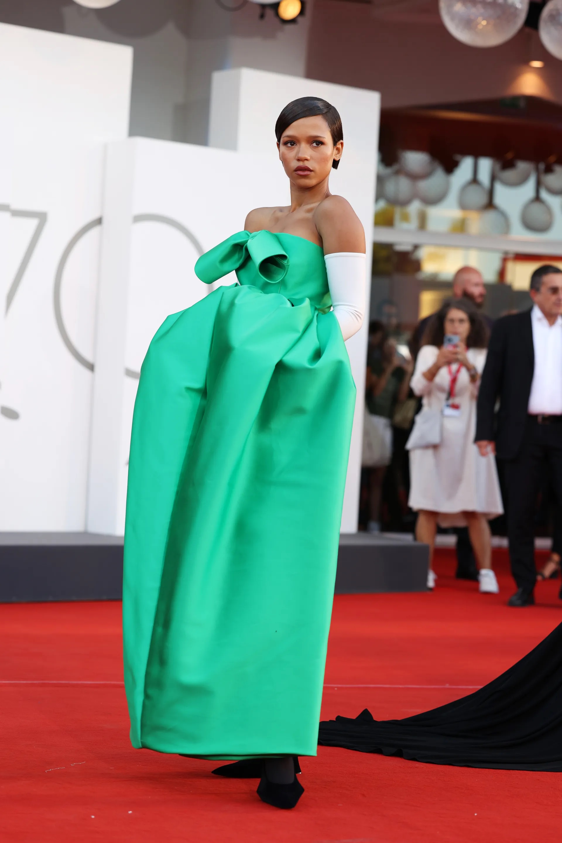 taylor_russell_in_balenciaga_haute_couture.jpg