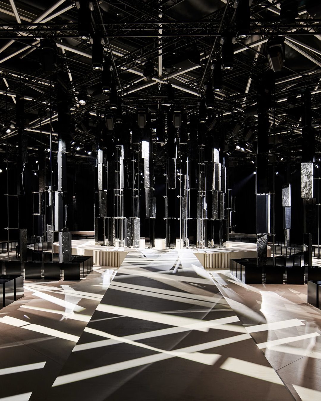 100_givenchy_fall_2026_rtw.jpg