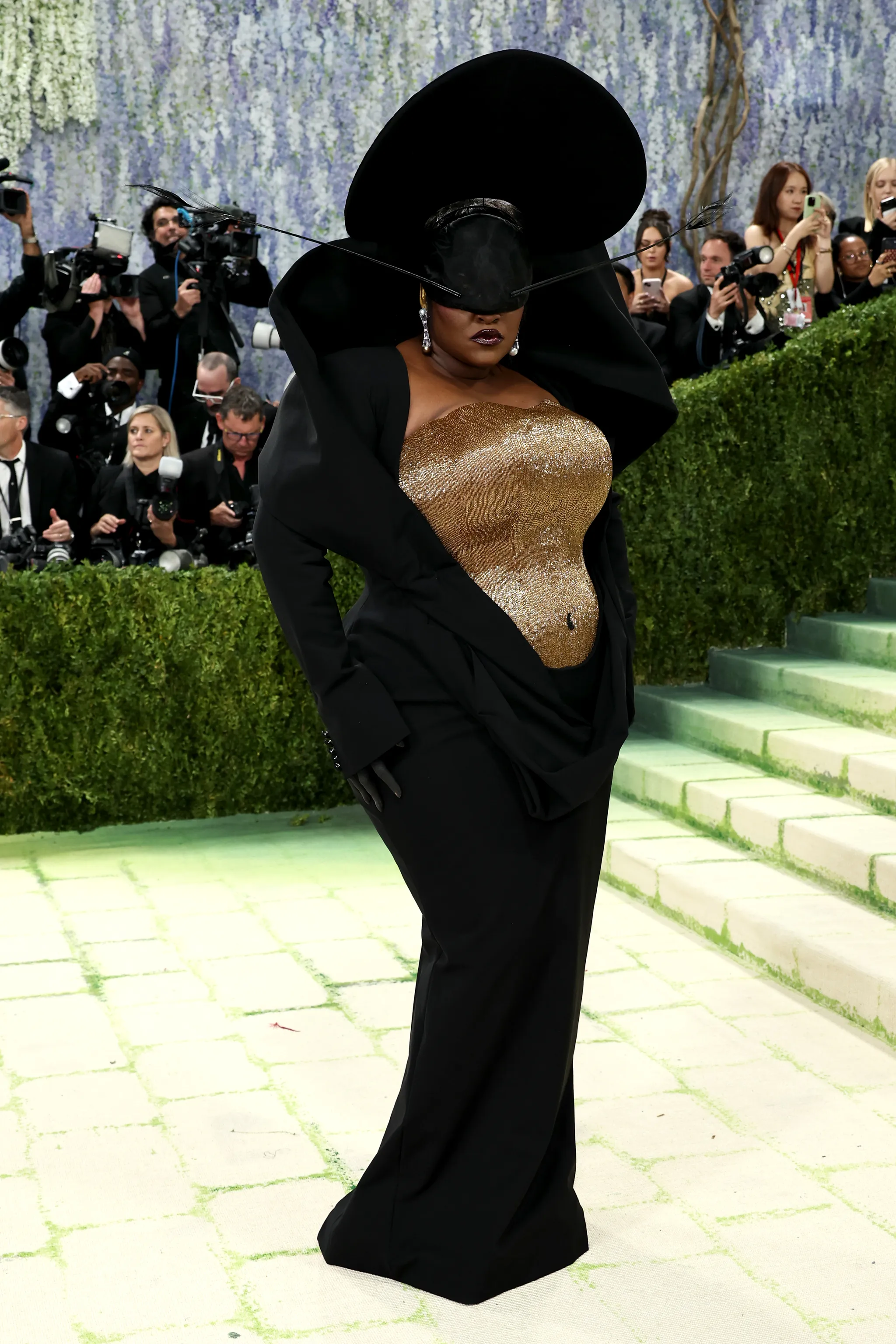 yseult_in_harris_reed.webp