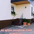 Az ajtóm mindenki előtt nyitva áll...