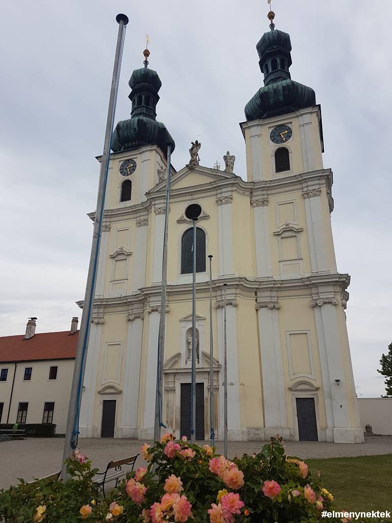 frauenkirchen-bazilika.jpg