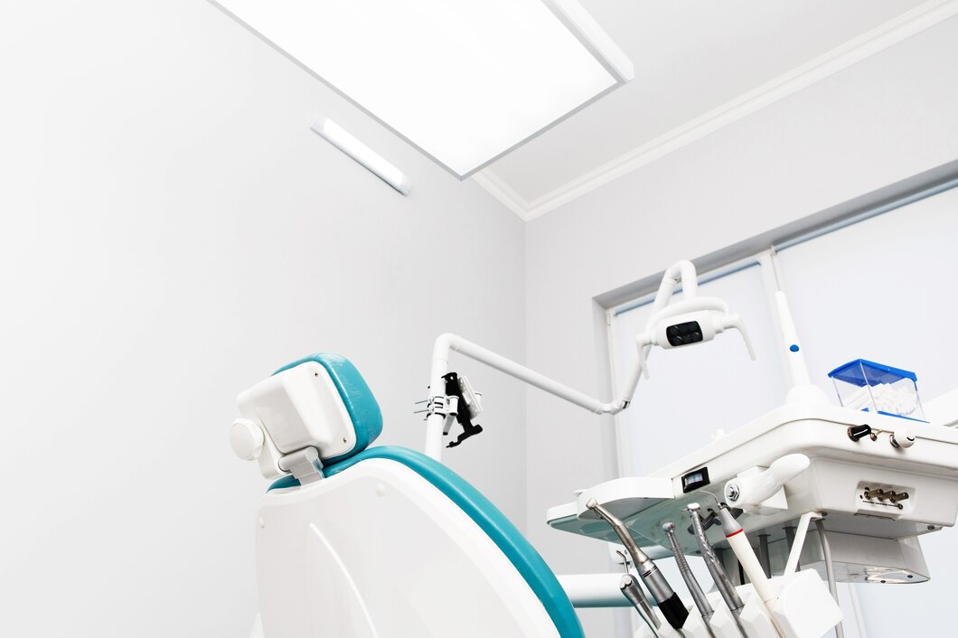 equipment-dental-instruments-dentist-s-office-tools-close-up_8353-1676.jpg