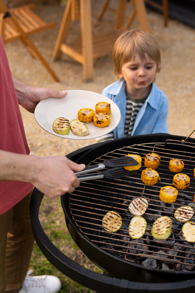 close-up-kid-delicious-food.jpg