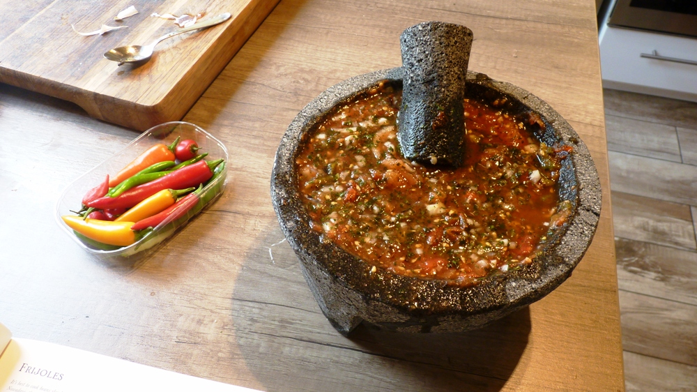 molcajete2.jpg