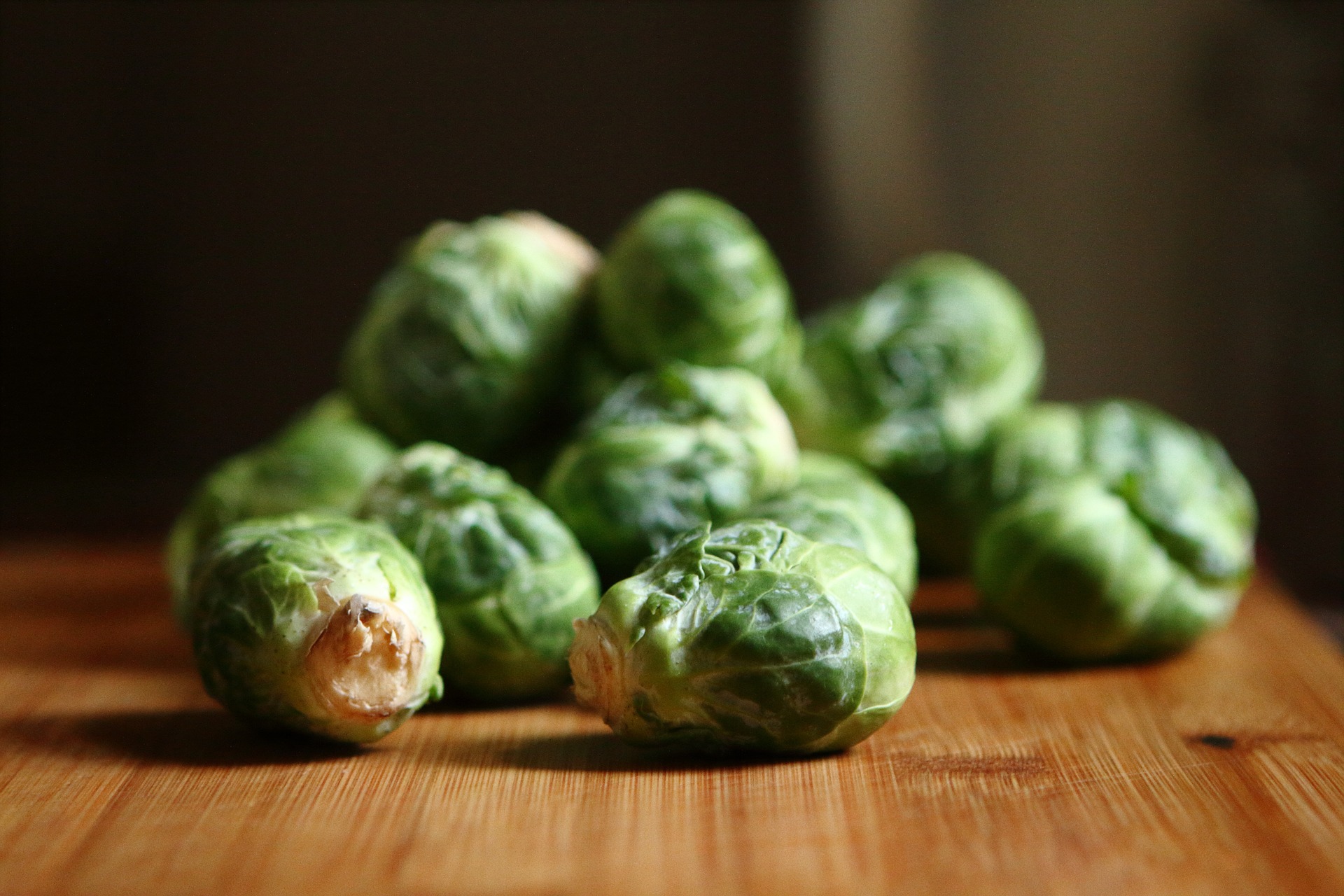 brussels-sprouts-865315_1920.jpg