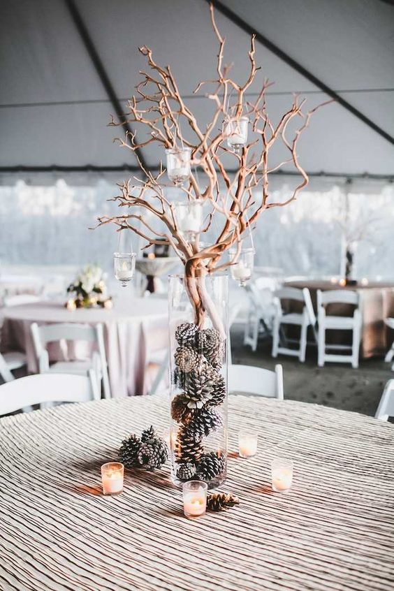 rustic-winter-wedding-centerpiece-idea-via-teale-photography-1.jpg