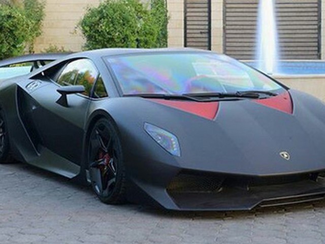 Eladó egy szuperritka Lamborghini