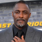 Idris Elba luxusüdülőt nyitna