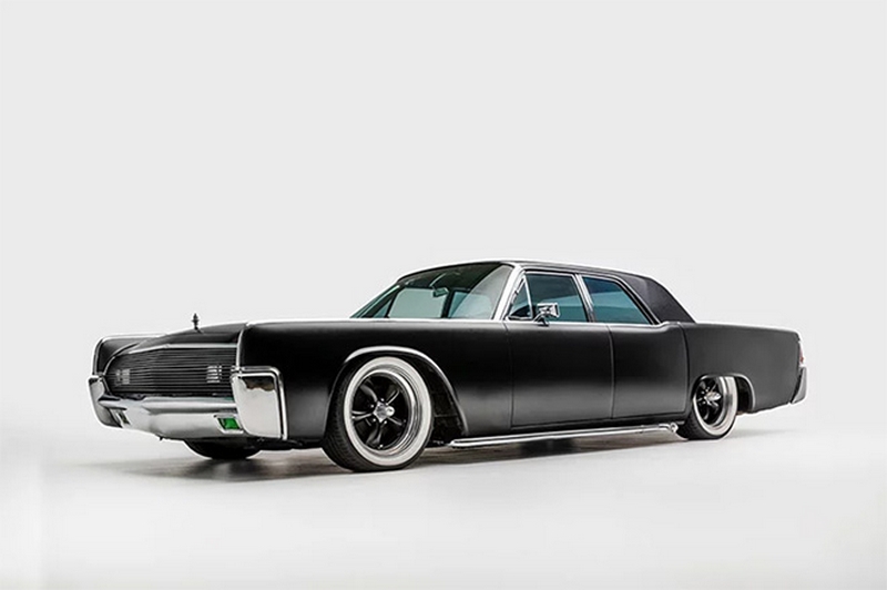 custom_1961_lincoln_continental.jpg