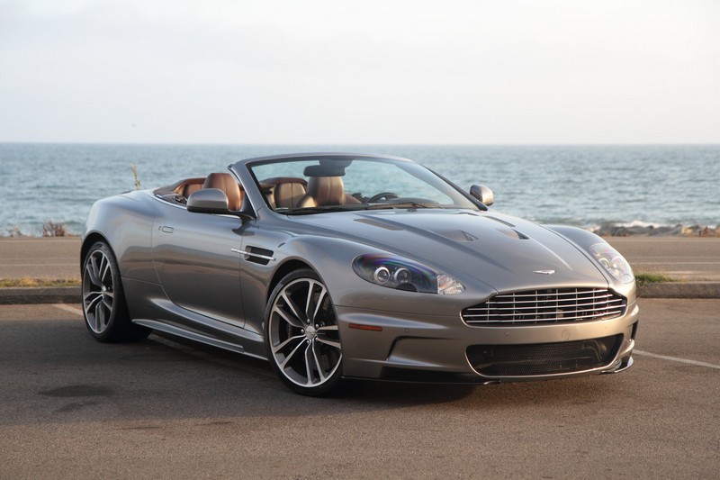 Aston Martin DBS Volante