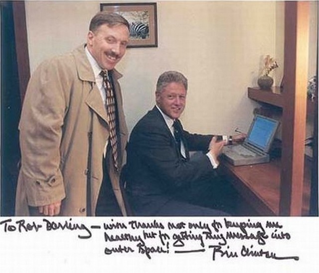 Bill Clinton laptopja cím_1.jpg