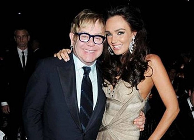 Tamara Ecclestone és Elton John.jpg