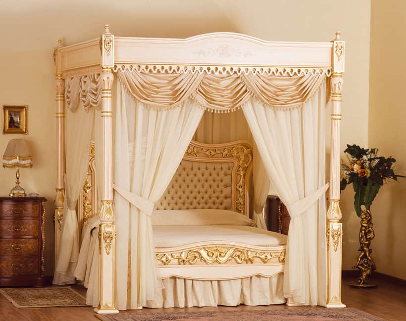 baldacchino-supreme-bed.jpg