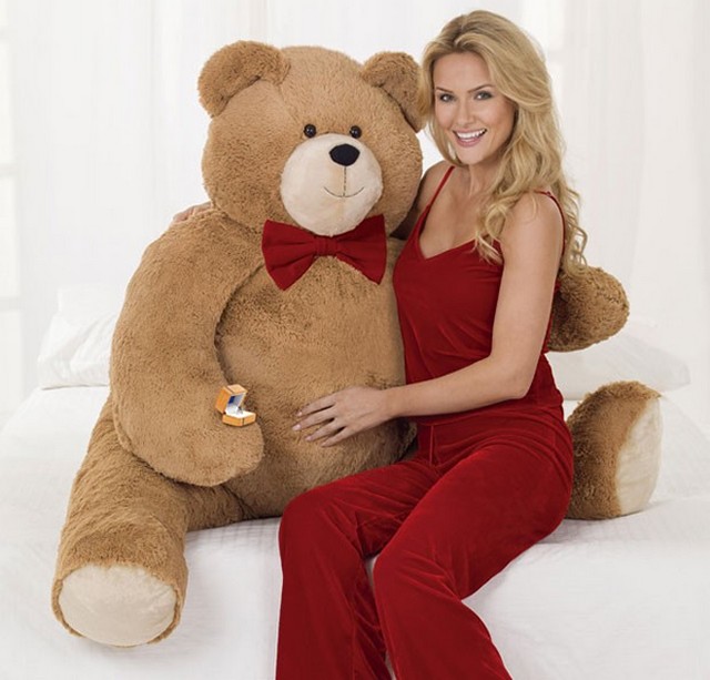 teddy bear és nő cikk.jpg