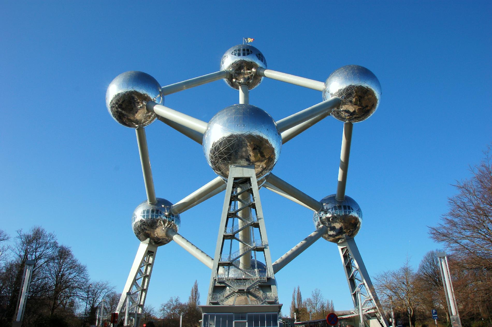 atomium.jpg