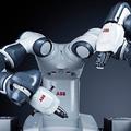 Bemutatták Magyarországon a világ első együttműködő, emberbarát robotját