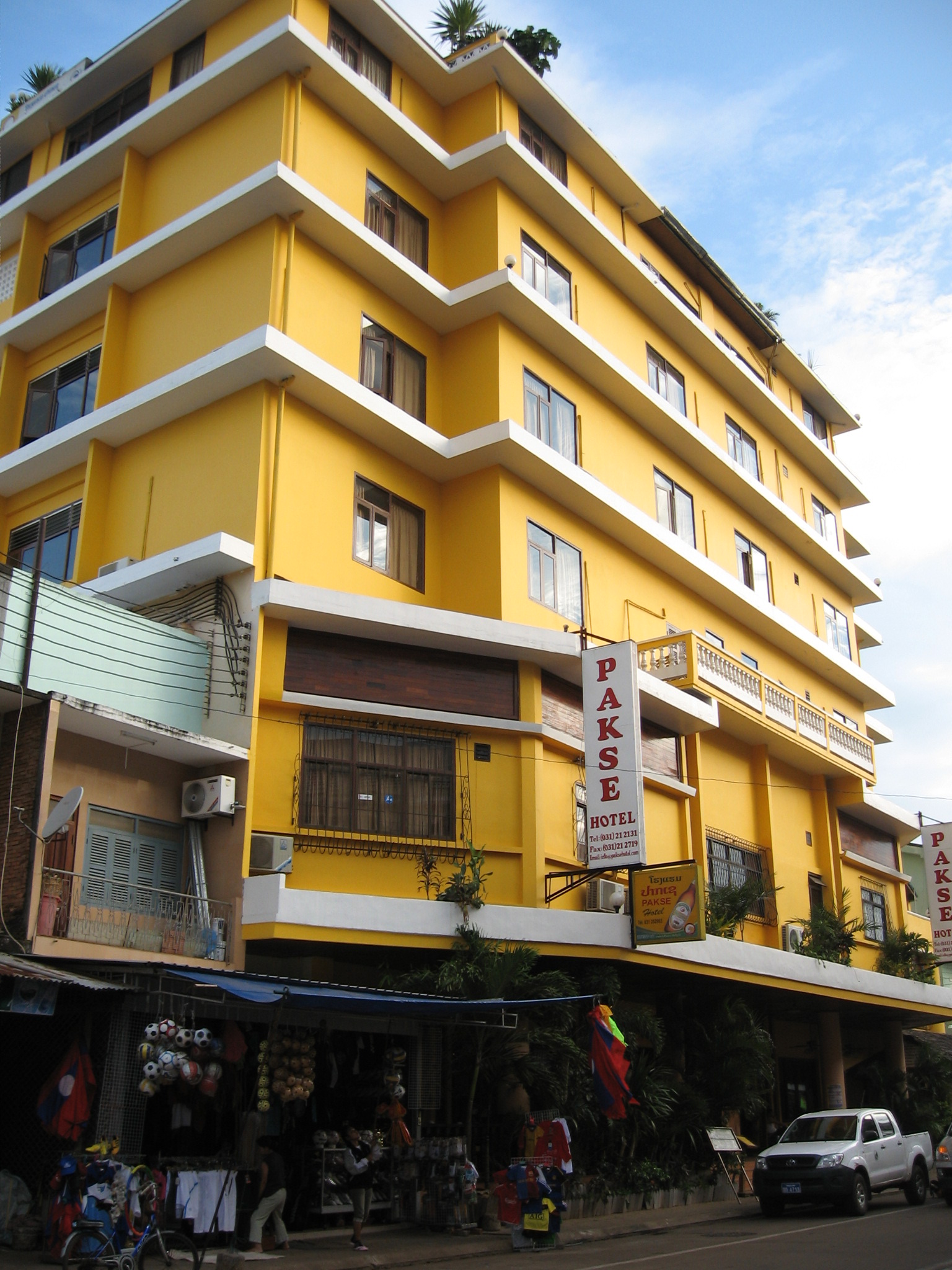 pakse_hotel.jpg