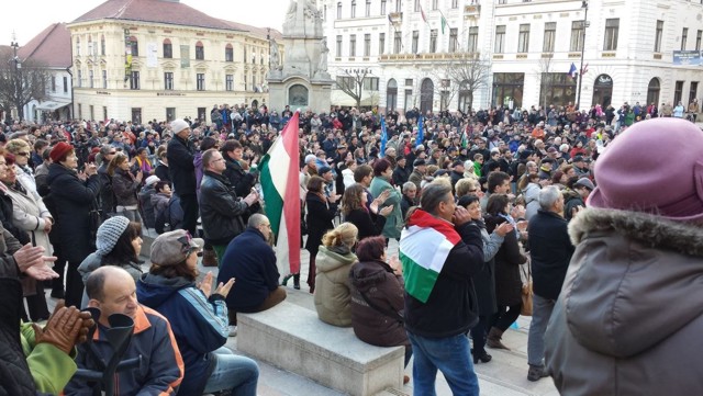 Demonstráció. A szerző saját felvétele.