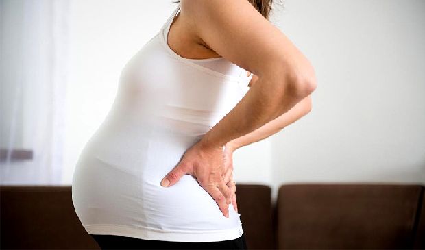 hasfájás derékfájás terhesség elején