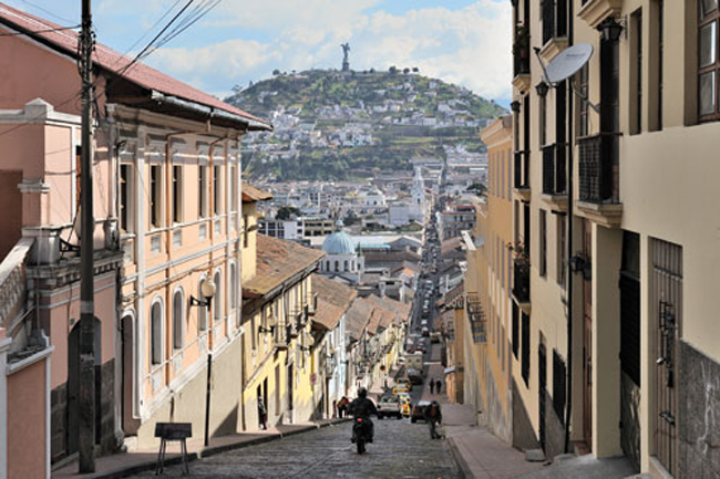 Quito_calle_Garcia_Moreno.jpg