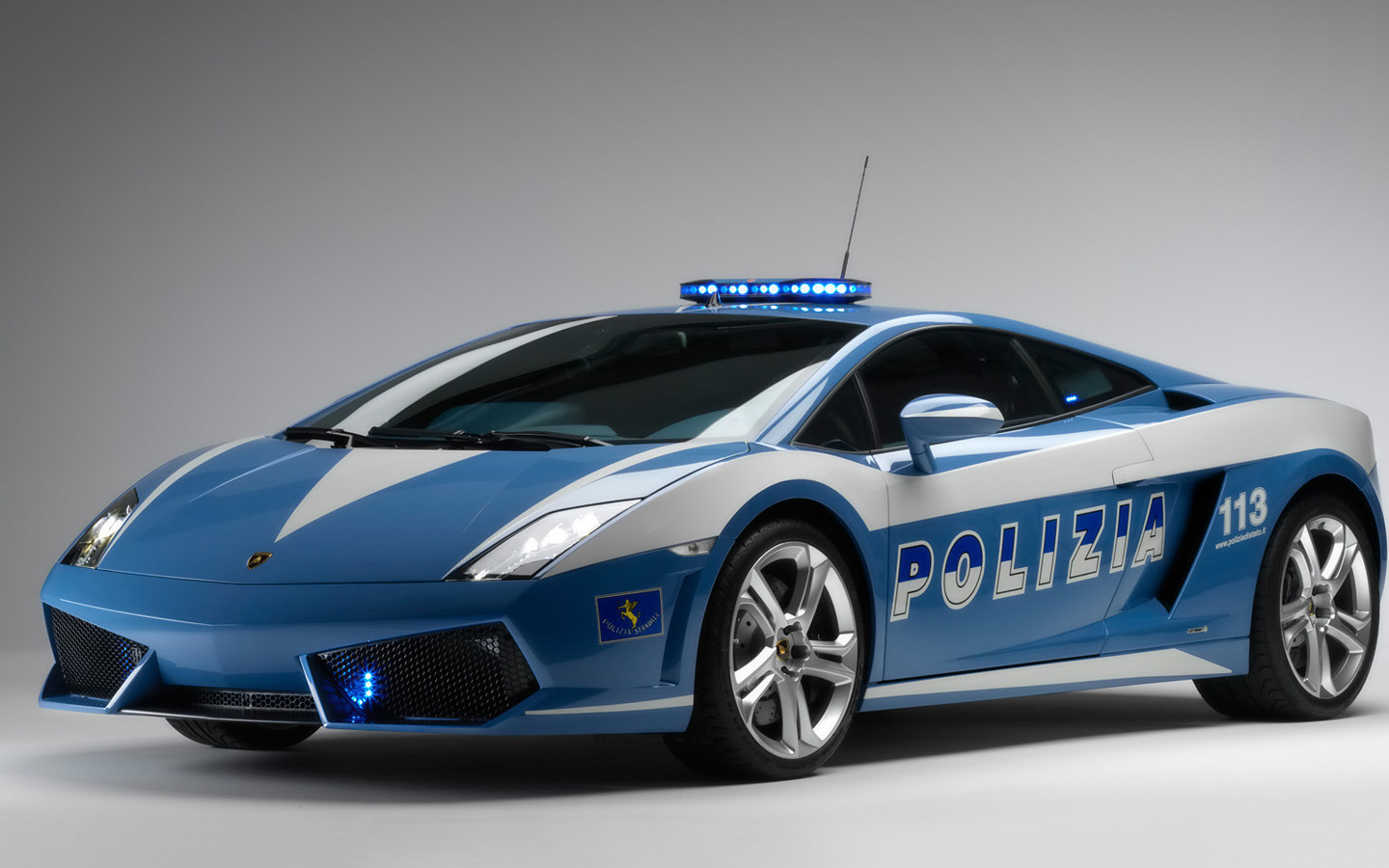 2009_lamborghini_gallardo_lp560_police_car-wide.jpg