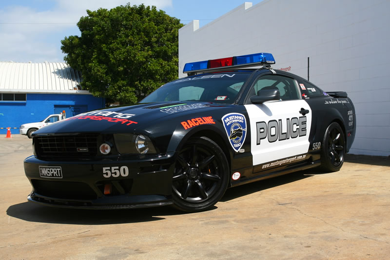 Police Cars Ford Mustang.jpg