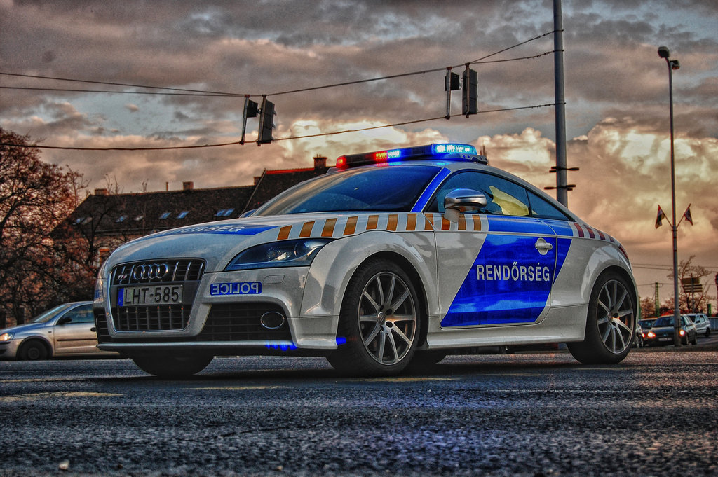 audi_tt_police_edition_hdr_by_seth890603-d3bplca.jpg