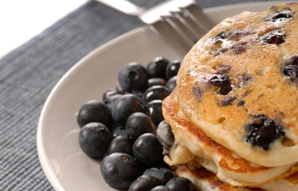 gluten free protein pancakes scr1.jpg