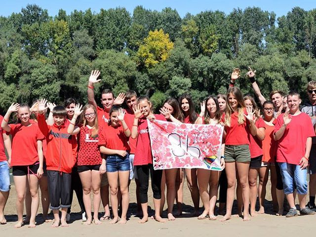 Kécskei Pallérozó: 9.b piros #ajrg #gimiblog #tiszapart