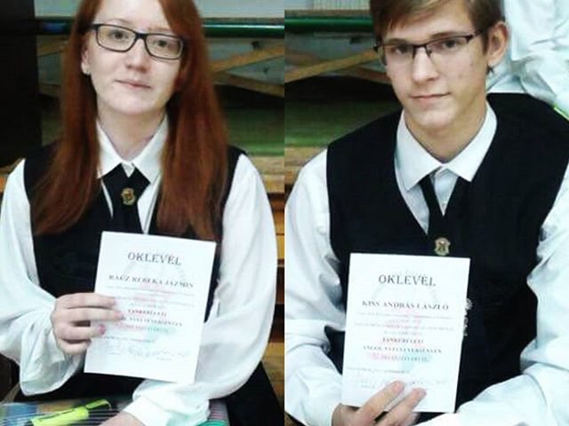 Tegnap a tankerületi idegen nyelvi versenyen angol nyelvből Rácz Rebeka Jázmin (8.a) 1. helyezett, Kiss András László (8.a) 4. helyezett lett. Gratulálunk! #ajrg #gimiblog #verseny #angol #nagykőrös
