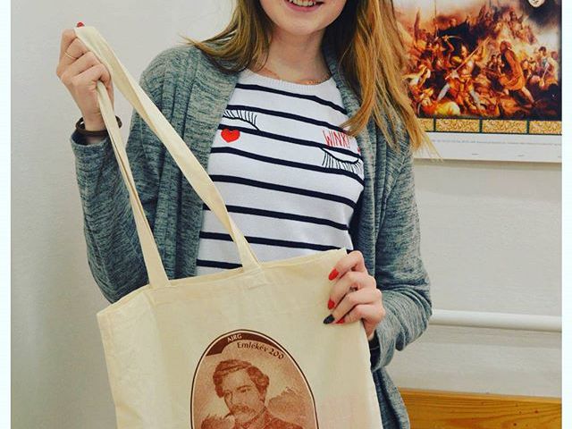 Pászti Renáta 12.e osztályos tanuló nyerte Szókereső játékunkat. Gratulálunk! @renatapaszti #ajrg #gimiblog #játék #nyertes #ajándék