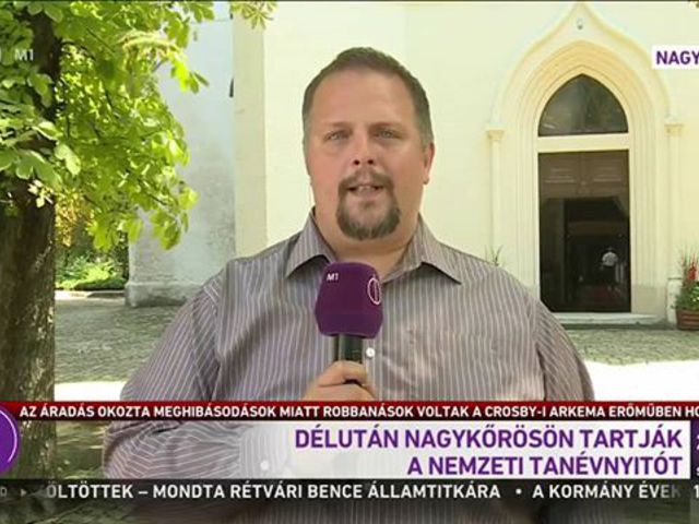 Délután 17 órától az m5 és a Duna World csatorna közvetíti a VIII. NEMZETI TANÉVNYITÓT a nagykőrösi református templomból - számolt be élő bejelentkezésében az m1 tudósítója. #ajrg #gimiblog