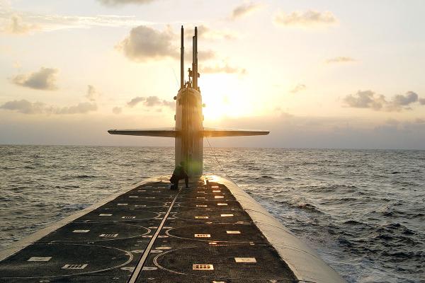 fleet-ballistic-missile-submarine-011-ts600.jpg