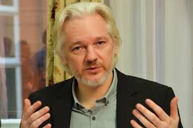 Az Assange-sztori folytatódik