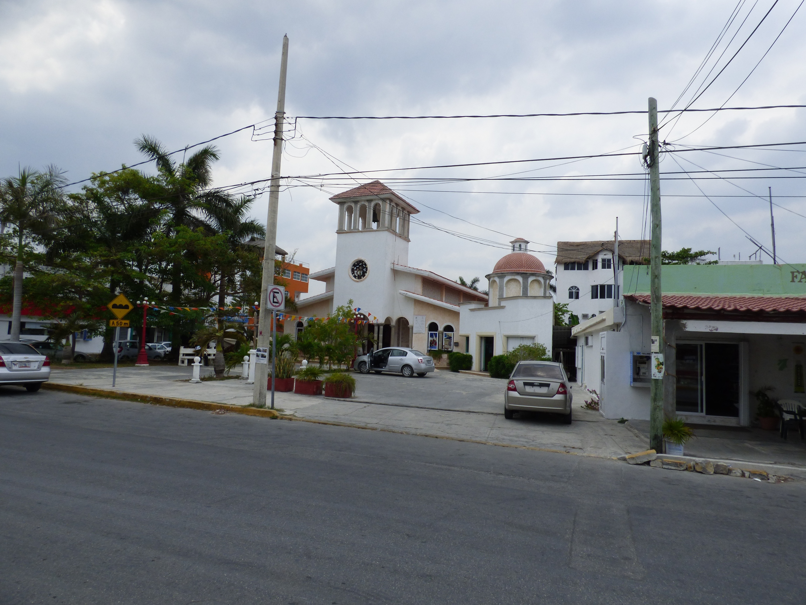 Puerto Morelos központja.