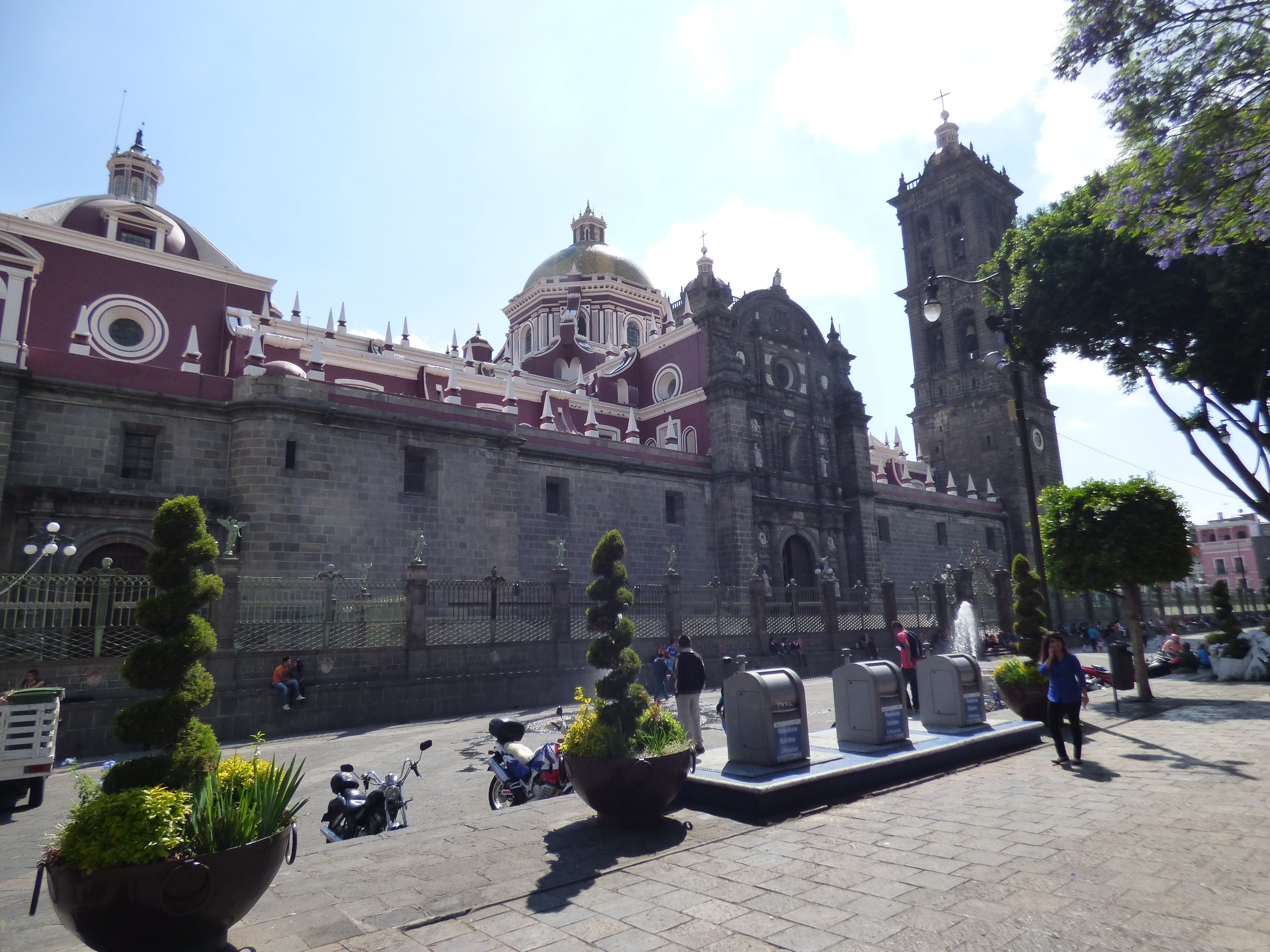 Pueblai zocalo.