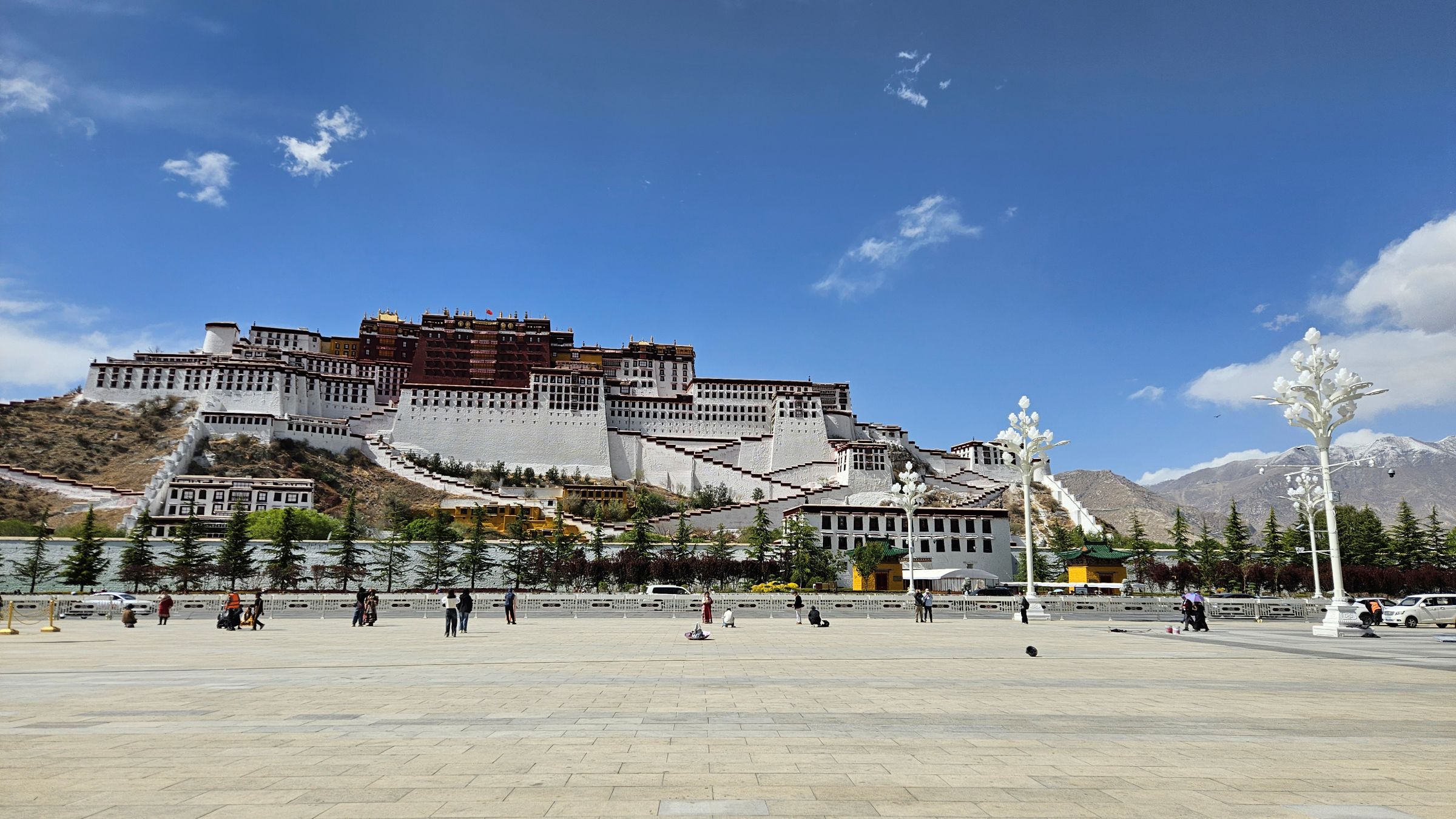 potala1.jpg