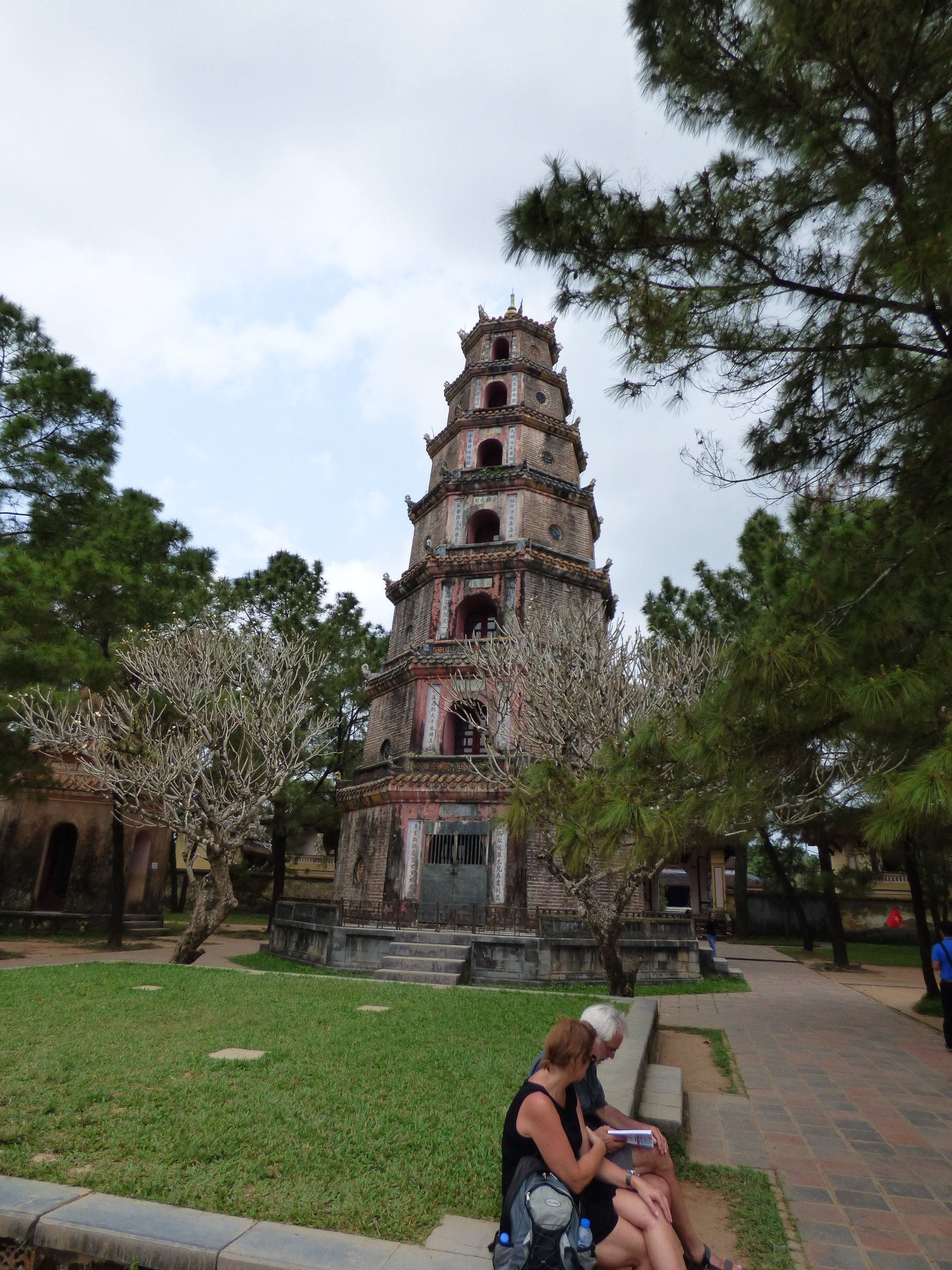 Thien Mu pagoda, az egyik legrégibb, 1601-ben épült buddhista templom.