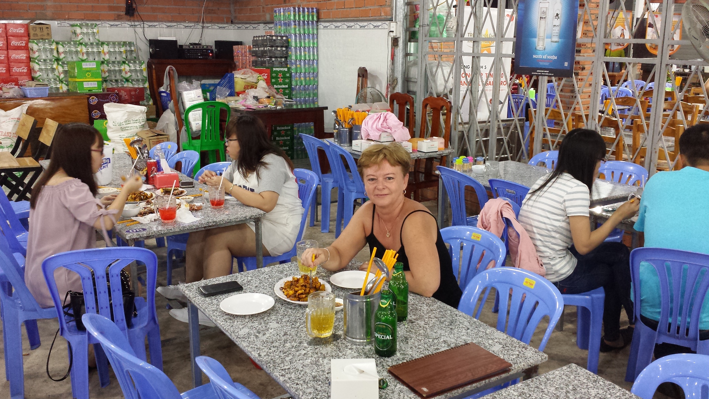 Kedvenc étkezdénk Vung Tauban. Itt mindig friss az étel, kedves és gyors a kiszolgálás.