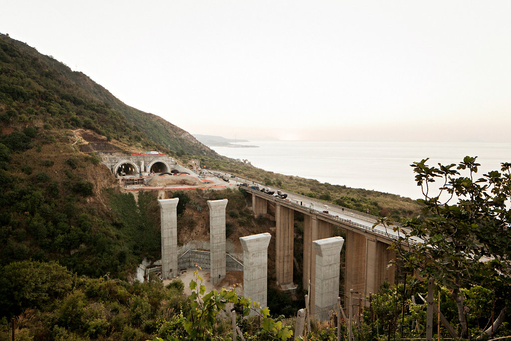 20121008_337_calabria-slide-i5le-jumbo.jpg