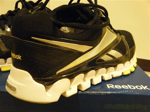 Reebok_ZigNano03.jpg