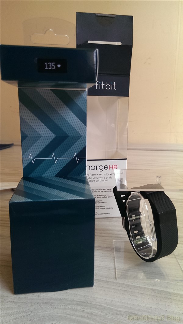fitbitchargehr03.jpg
