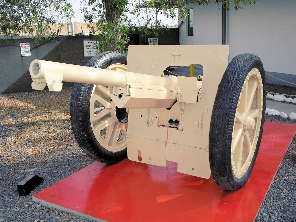 75mm_howitzer_1_of_8.jpg