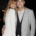 Robbie Williams megházasodott!