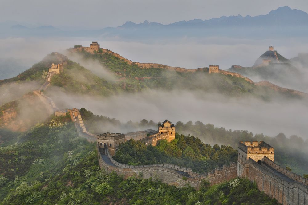 fog-along-great-wall-china--jinshanling-513864291-3203cab24e89452bb153759116fe55c8.jpg