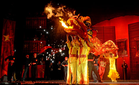 110917_misssaigon_6a.jpg